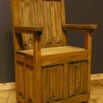 Linenfold throne in oak